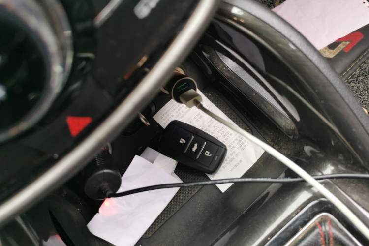 Used Changan CS75 2017 Shangkui Edition 1.5T Automatic Fengxiang Model