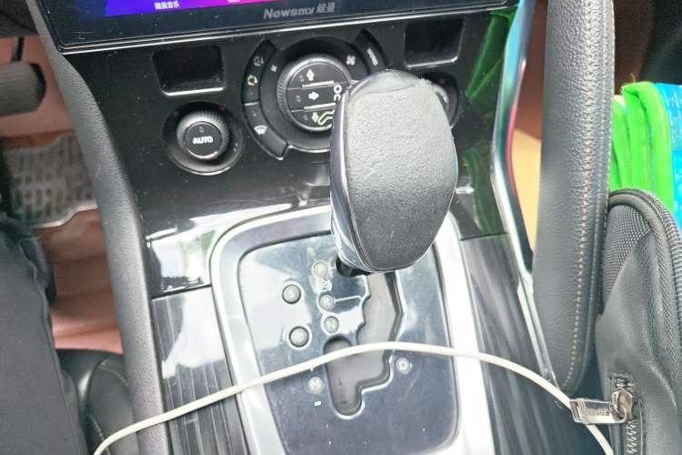 Used Peugeot 3008 2013 1.6THP Roland Garros Edition