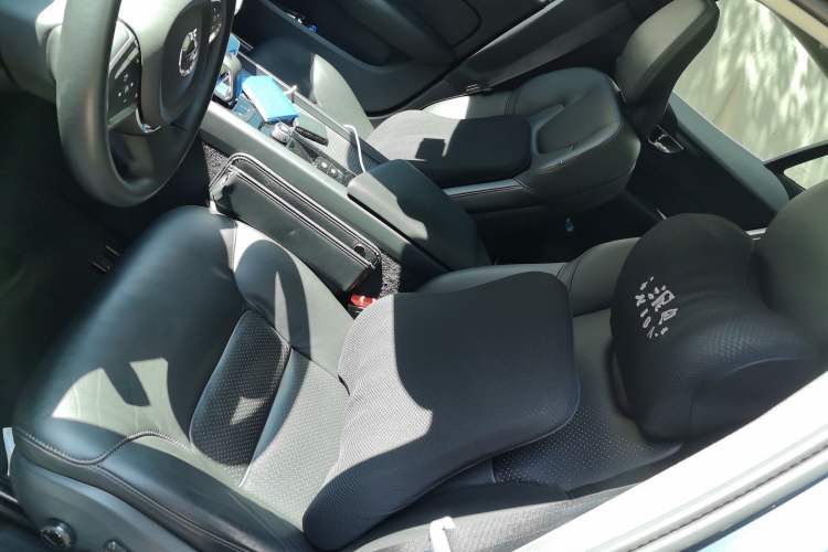 Used Volvo S60 2022 B4 Zhiyi Luxury Edition
