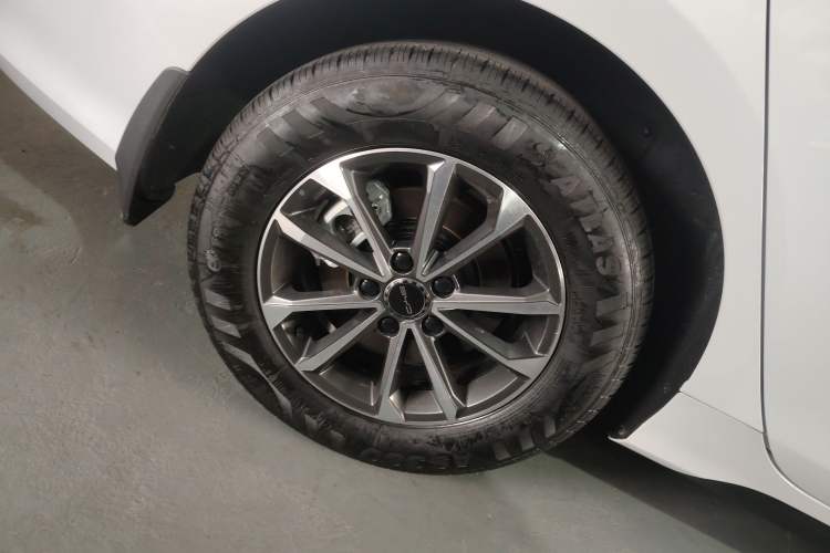 Used BYD Destroyer 05 2024 HONOR Edition DM-i 55KM Luxury Model
