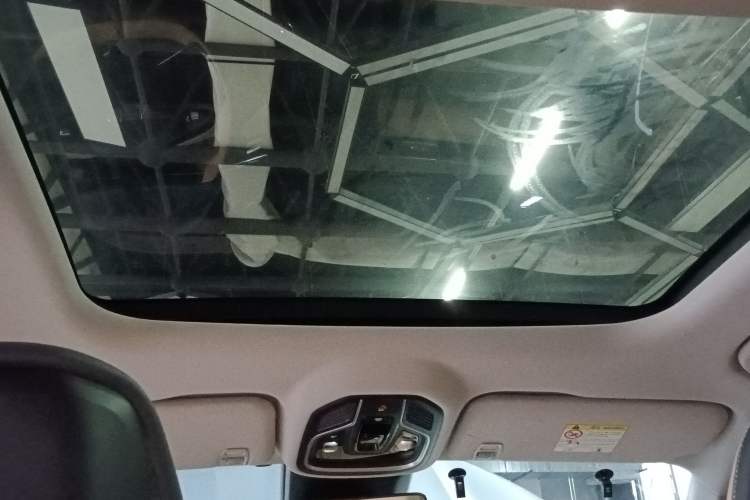 Used Geely Auto FX11 2023 1.5TD DCT Prestige Edition
