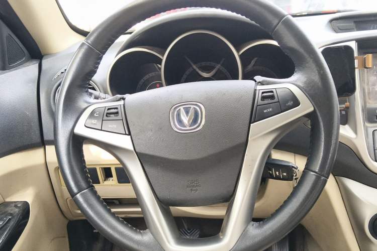 Used CHANGAN Eado 2015 1.6L Manual Luxury Model China V Standard