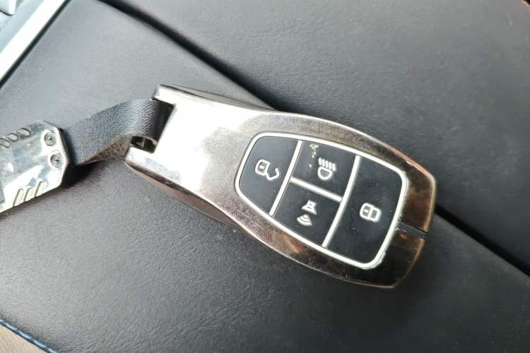 Used BAIC Off-Road BJ40 2023 2.0D Automatic Four-Wheel Drive Blade Hero Edition Adventurer Type Vehicle Key