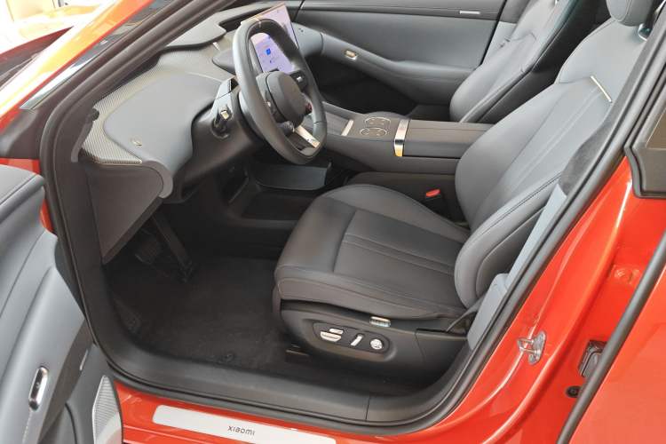 Used Xiaomi Auto YU7 2025 Ultra-Long Range High-Performance All-Wheel-Drive Max Edition
