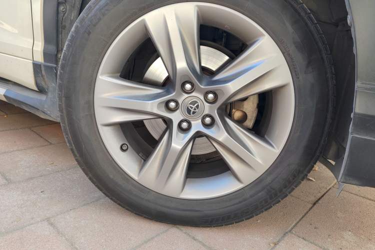 Used Toyota Highlander 2015 2.0T Four-Wheel Drive Luxury Edition 7-Seater