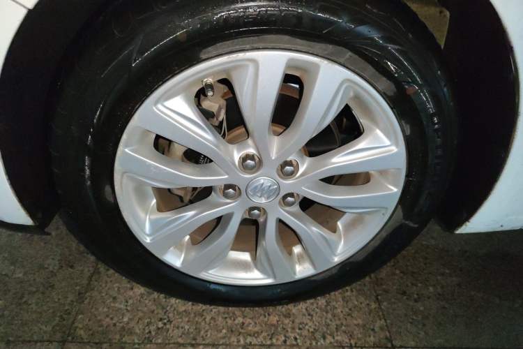 Used Buick GT 2018 15T Dual-Clutch Elite Model China V Standard
