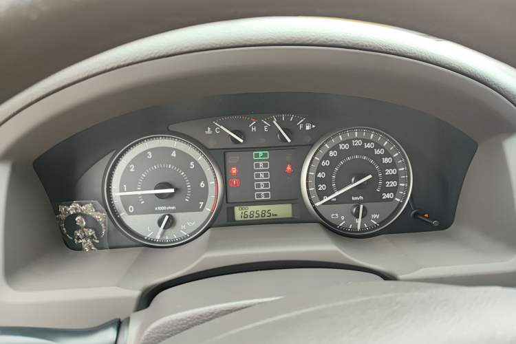 Used Toyota Land Cruiser 2015 4.0L 5-Seater Middle East Version
