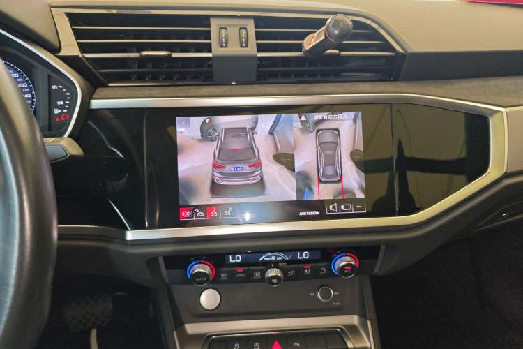 Used Audi Q3 2020 35 TFSI Fashion Dynamic Model Audio And AC Panel