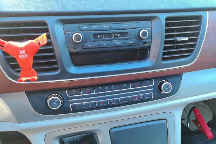 Used SAIC MAXUS G10 2016 2.0T Manual Elite Edition
