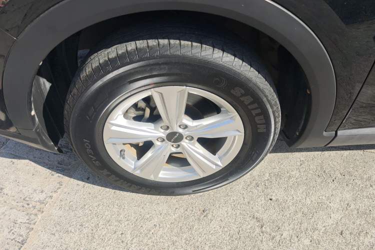 Used JETOUR X70M 2021 1.5T DCT Luxury Partner Model 7 Seats
