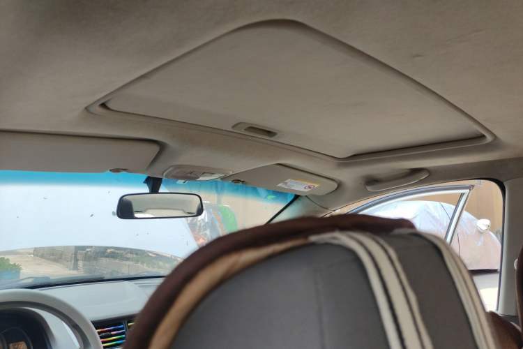 Used Chevrolet Sail 2011 Sedan 1.4L AMT Happiness Edition