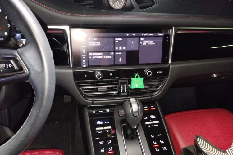 Used Porsche Macan 2022 Macan 2.0T
