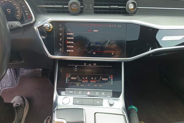 Used Audi A6L 2020 45 TFSI quattro Prestige Elegant Edition Audio And AC Panel