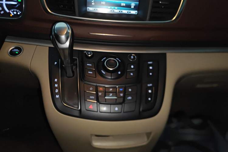 Used Buick GL8 2018 28T Luxury Model China VI Standard