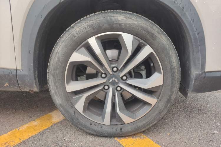 Used Wuling Asta 2021 1.5T CVT Starlight Edition Exterior 7