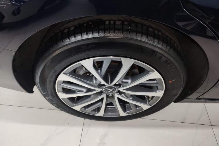 Used Lexus ES 2022 200 Excellence Edition