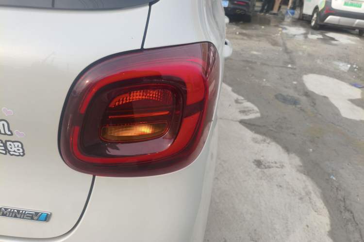 Used Wuling Hongguang MINIEV 2025 Four-Door Version Advanced Edition