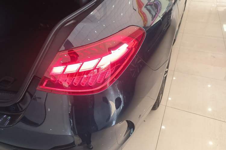 Used Mercedes-Benz C-Class 2023 Restyled C 260 L Night Edition Sports Version