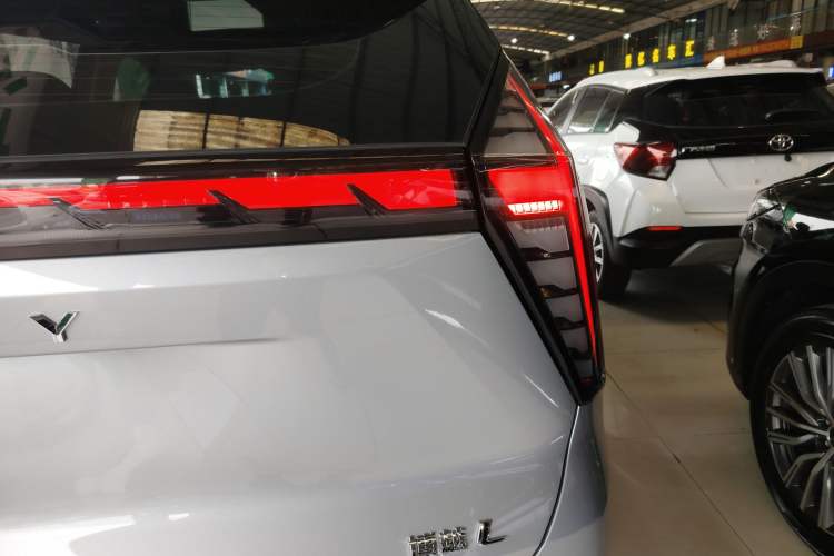 Used Geely Auto FX11 2023 1.5TD DCT Prestige Edition