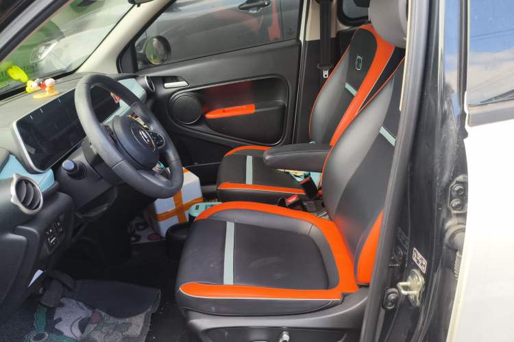 Used ORA Black Cat 2022 351 km Range Comfort Version Lithium Iron Phosphate
