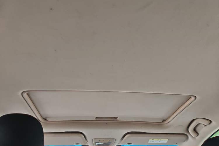 Used Baojun 560 2016 1.8L Manual Luxury Edition Headliner