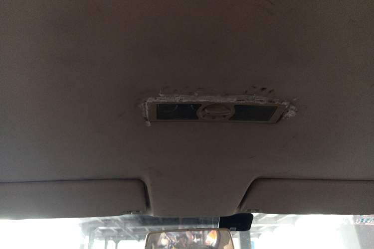 Used Volkswagen Lavida 2013 Classic 1.6L Manual Fashion Edition