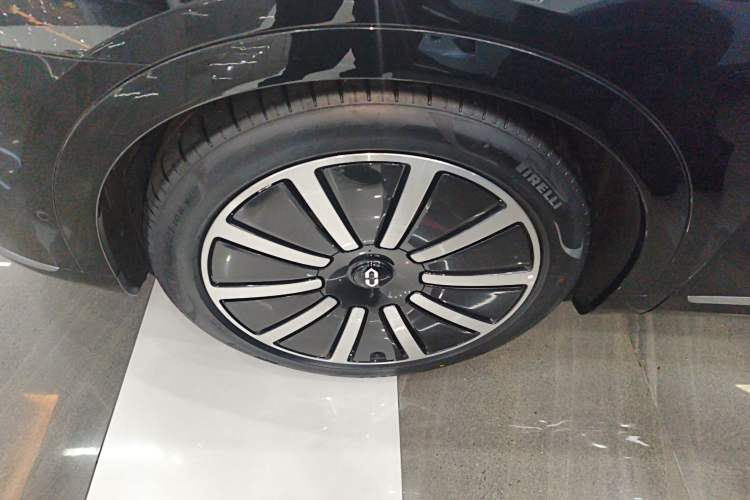 Used Hima AITO M9 2024 Range-Extended Ultra Version 42 kWh 6-Seater Model