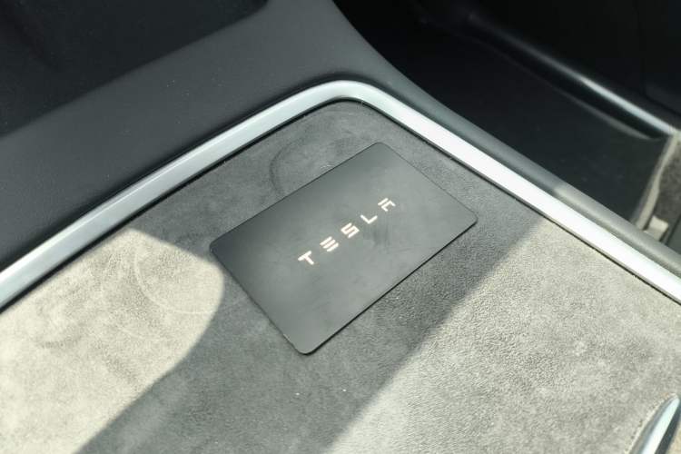 Used Tesla Model Y 2022 Performance High-Performance All-Wheel-Drive Version Interior 1