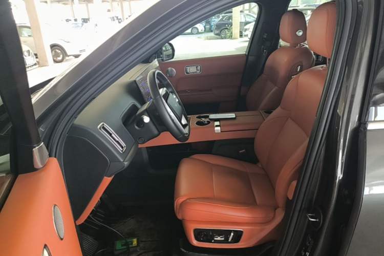 Used Li Auto L9 2023 Pro Model
