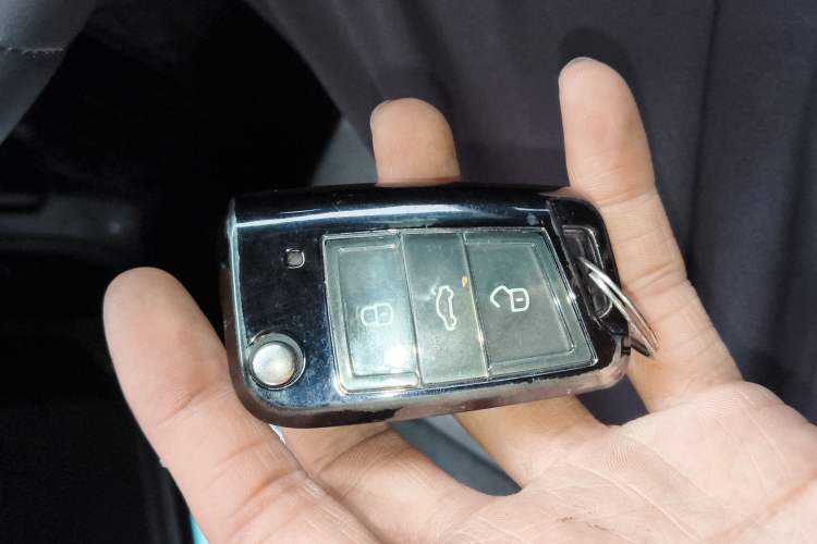 Used Volkswagen Tayron 2019 380TSI Four-Wheel Drive R-Line China VI-standard Interior 1