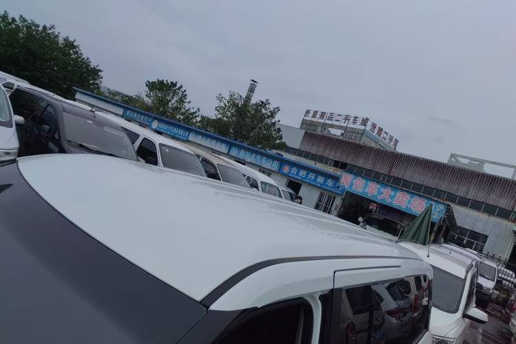 Used Wuling Zhengcheng 2021 1.5T Manual Luxury Version Roof