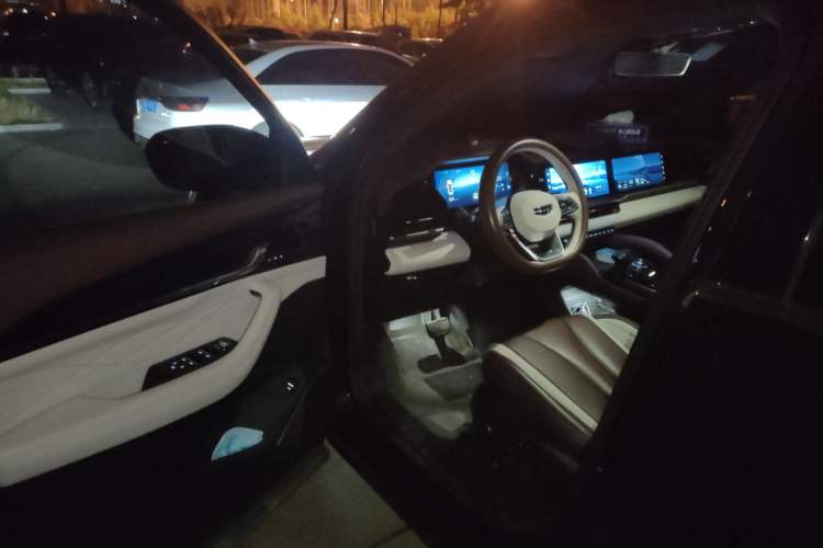 Used Geely Auto Monjaro L 2021 2.0TD DCT EVO Two-Wheel Drive Prestige Version Driver Seat