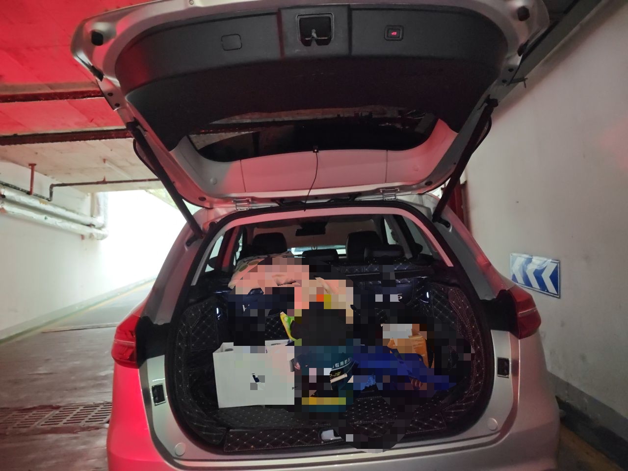Hongqi HS5 2022 Revised Version 2.0T Smart Connect Flagship Edition — снимка 16