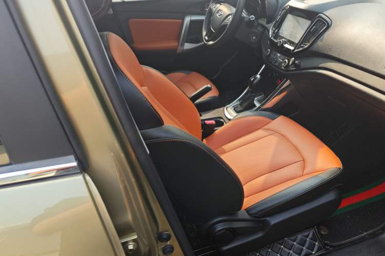 Used Cowin X5 2017 2.0L CVT Luxury Version
