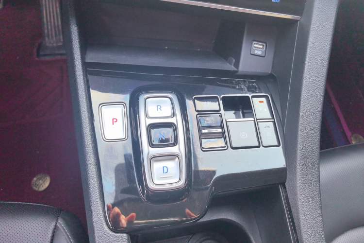 Used Hyundai Sonata 2020 270TGDi DCT GLS Elite Edition Gear Lever