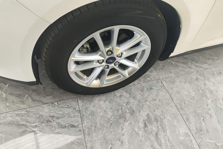 Used Ford Focus 2017 Hatchback EcoBoost 180 Automatic Elite Model
