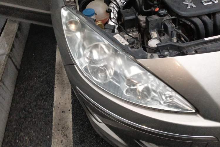 Used Peugeot 408 2013 2.0L Manual Comfort Edition Right Front Headlight