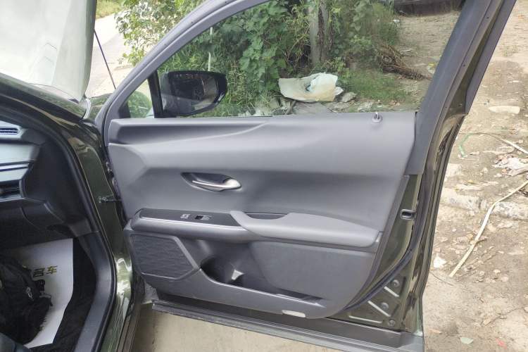 Used Lexus UX New Energy 2020 300e Pure·Joy Edition Interior 5