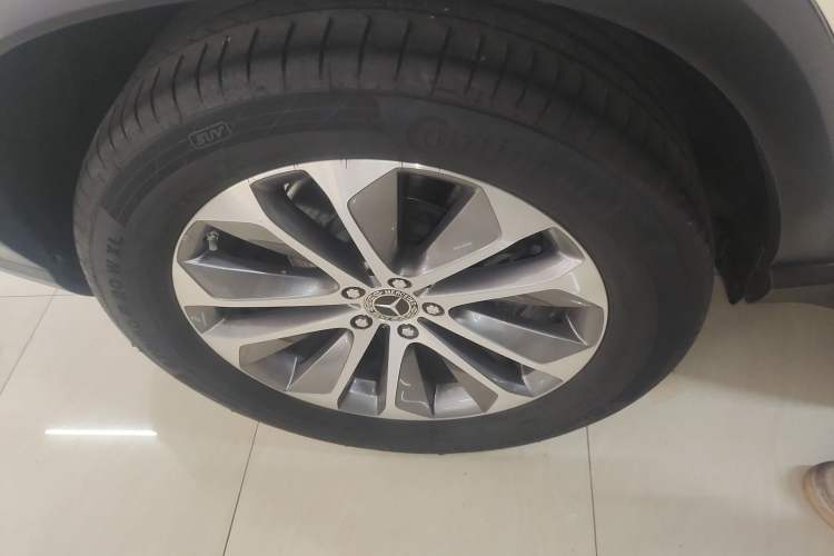 Used Mercedes-Benz GLE 2022 Refreshed GLE 350 4MATIC Dynamic Edition Exterior 5