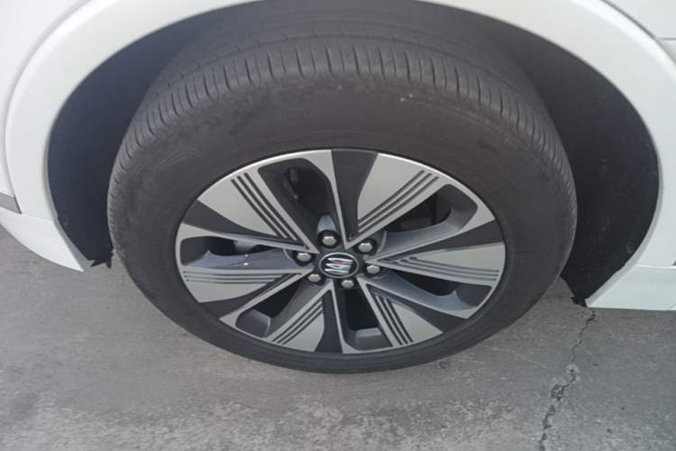 Used Buick E5 2025 Model 620KM Prestige Edition