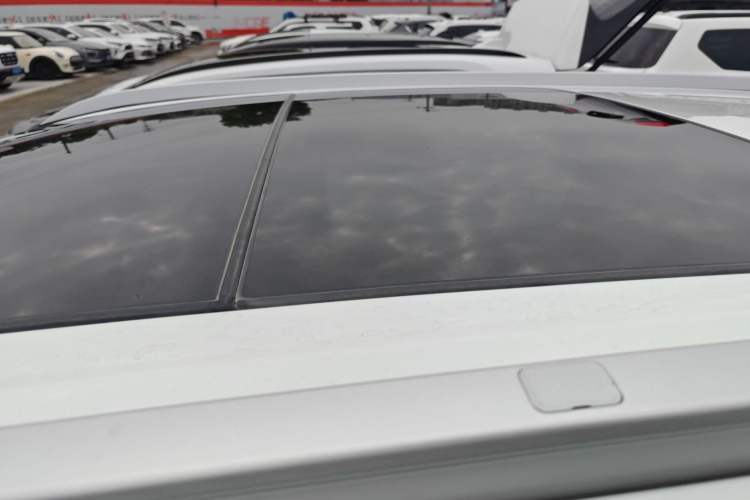 Used Honda CR-V 2023 240TURBO All-Wheel-Drive Premium Edition 5 Seats Roof