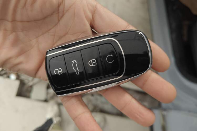 Used Chery Tiggo 8 PRO 2024 Champion Edition 290T Two-Wheel Drive Peak Version 5 Seats