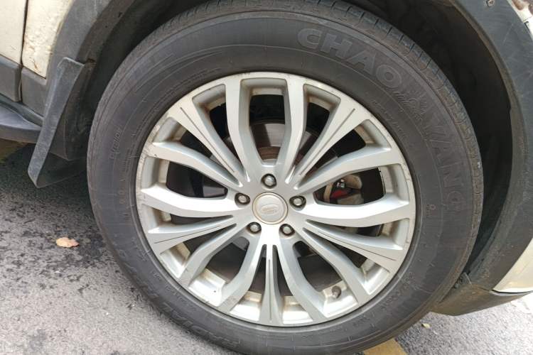 Used Land X7 2015 2.0T Panoramic Flagship Edition Right Front Wheel Hub