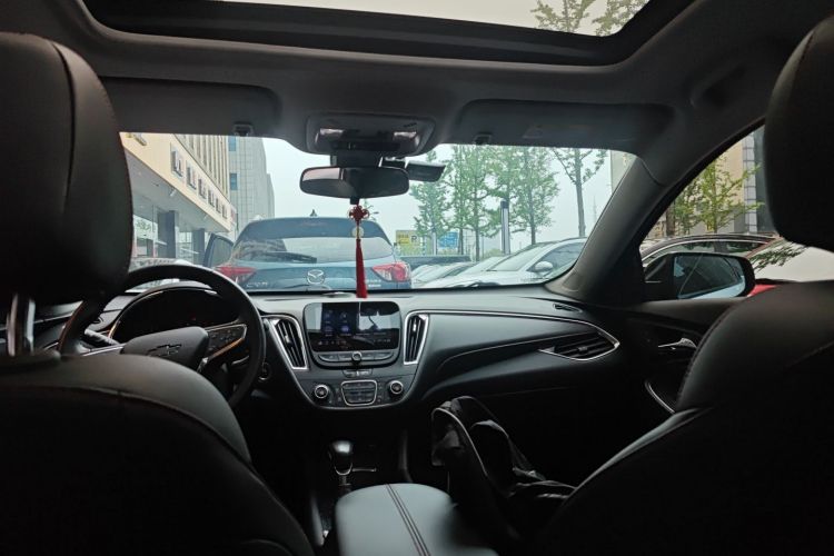 Used Chevrolet Malibu XL 2021 Redline 550T Automatic Sharp Edition Headliner