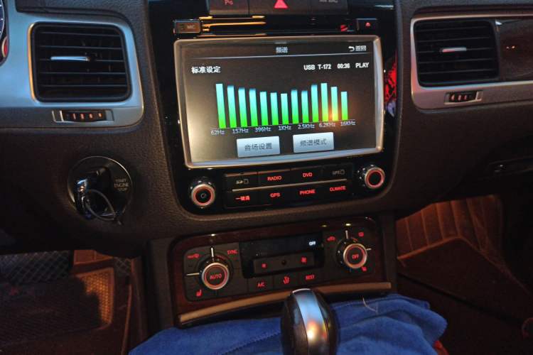 Used Volkswagen Touareg 2014 3.0 TSI New Edition