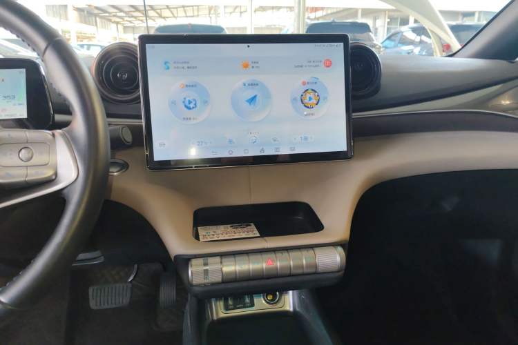 Used BYD Dolphin 2023 420 km Fashion Edition
