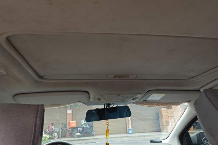 Used Ford Focus 2012 Sedan 1.6L Manual Fashion Edition Headliner