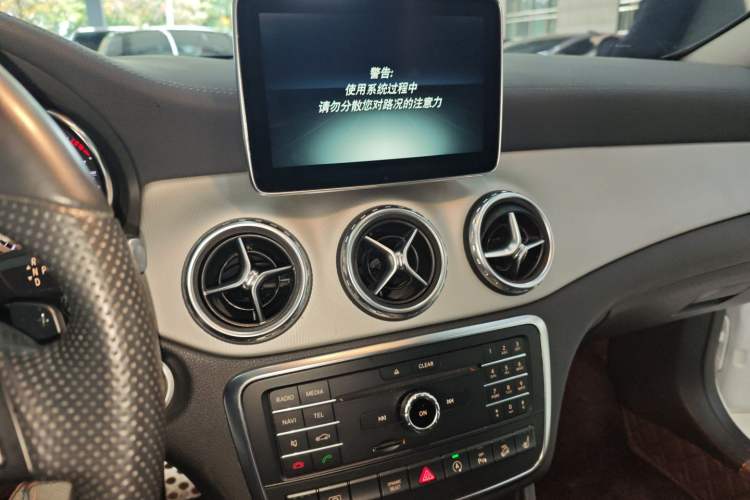 Used Mercedes-Benz GLA 2016 GLA 220 4MATIC Luxury Model
