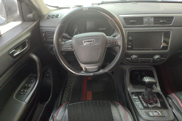 Used Qoros 5 2018 1.6T Automatic Leading Model
