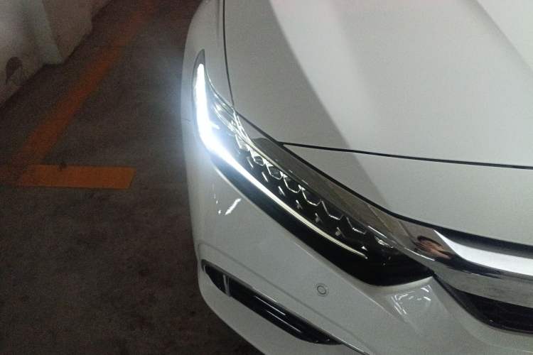 Used Honda Inspire 2019 Rui·Hybrid 2.0L Jingyue Edition China VI Emission Standard Right Front Headlight